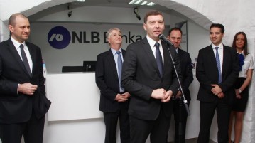 Gradonačelnik Šapca Nebojša Zelenović na otvaranju nove ekspoziture NLB banke u Šapcu