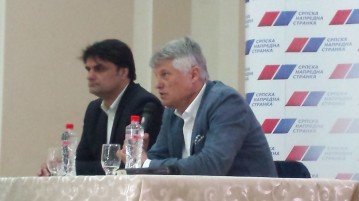 Miroslav Lazanski: Vučić razmišlja prosrpski