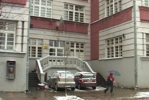 Oče, pazi da ti nešto ne padne na glavu