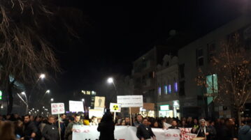 „Sinoć sendviči i autobusi, danas sloboda i osmesi“
