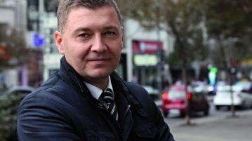 Zelenović: Oko Vučića se steže obruč