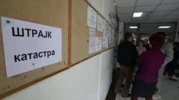 Rotacija službenika, osveta prema učesnicima štrajka